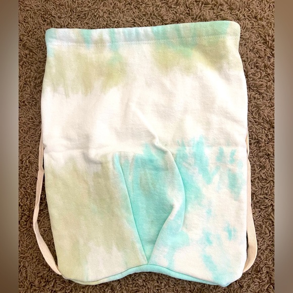 NWT UNRELEASED BOYS LIE DrawString Bag & Sticker - Picture 3 of 3